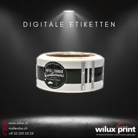 Rolle mit digitalen Etiketten, ideal für flexible und dynamische Produktkennzeichnung in Industrie, Logistik und Handel.