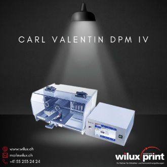 Carl Valentin DPM IV Druckmechanik mit Ansteuerelektronik und Tischgehäuse für effizienten Foliendirektdruck in anspruchsvollen Produktionsumgebungen.