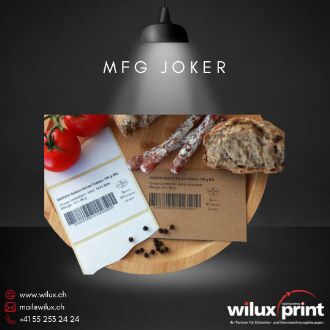 Anwendungsbeispiel für die Lebensmittelkennzeichnung: Der hochauflösende Tintenstrahldrucker Joker hat einen Barcode und Produktinformationen direkt auf eine Papier- und eine Kartonverpackung für Salami-Sticks gedruckt.