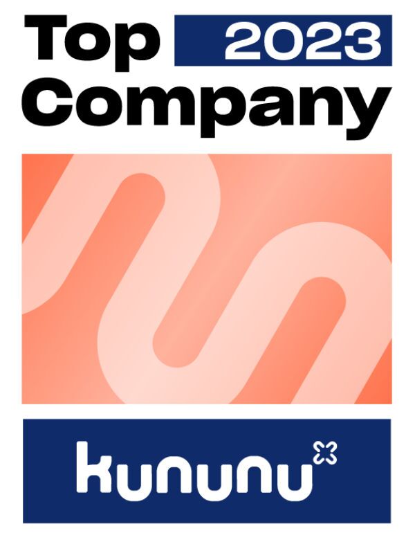 Kununu Top Company 2023 Logo, das eine Anerkennung für herausragende Arbeitgeber darstellt, mit dem stilisierten "m" und dem Kununu-Logo unten, verliehen an WILUX PRINT für ausgezeichnete Arbeitsbedingungen.