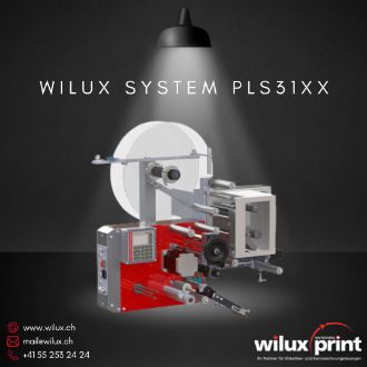 Industrielles Etikettiersystem WILUX System PLS31XX mit Inline-Thermotransferdrucker und flexiblen Etikettenapplikationsoptionen. Ideal für präzise Etikettierung im Durchlauf oder Stillstand.