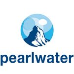 Pearlwater Mineralquellen AG Logo mit Bergmotiv in Blau, verwendet auf der Testimonial-Seite