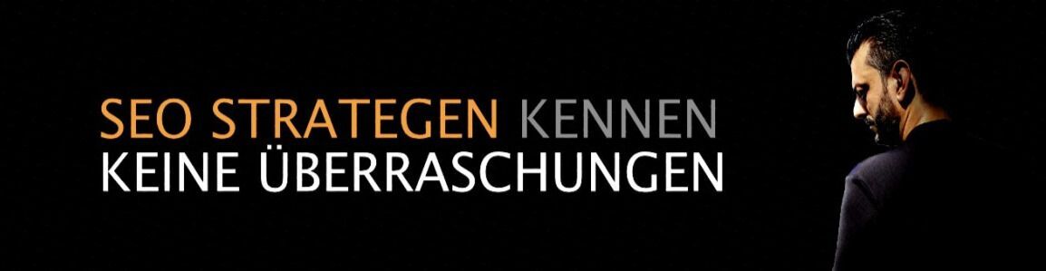 SEO-Experte Özden Erdinc mit dem Schriftzug "SEO Strategen kennen keine Überraschungen" auf dunklem Hintergrund.